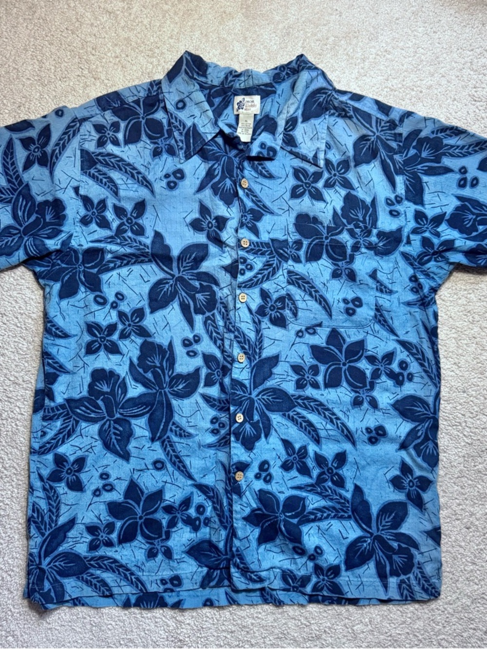Mens Hawaiian shirt XL button up Cherokee Waikiki wear blue floral shirt